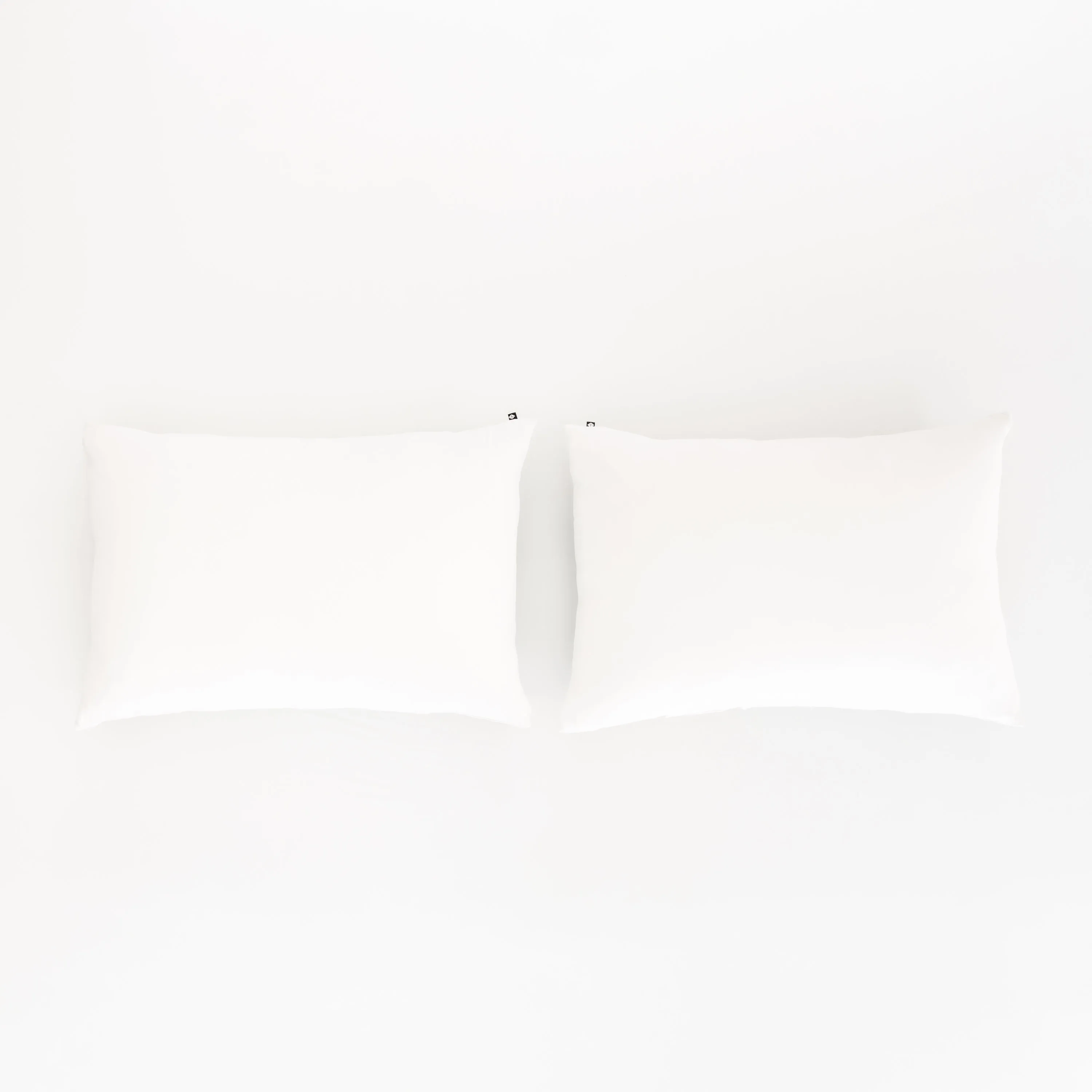 Fitted Sheet with Pillowcases in Cloud