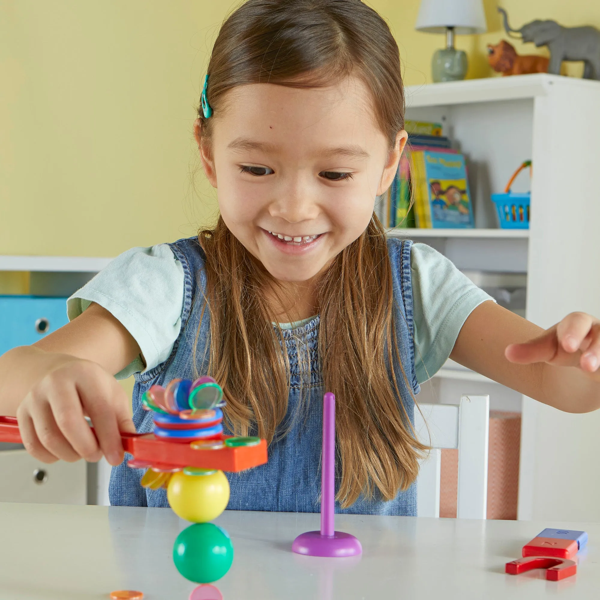 Learning Resources STEM Starters Magnet Movers - Magnetic Discovery Kit