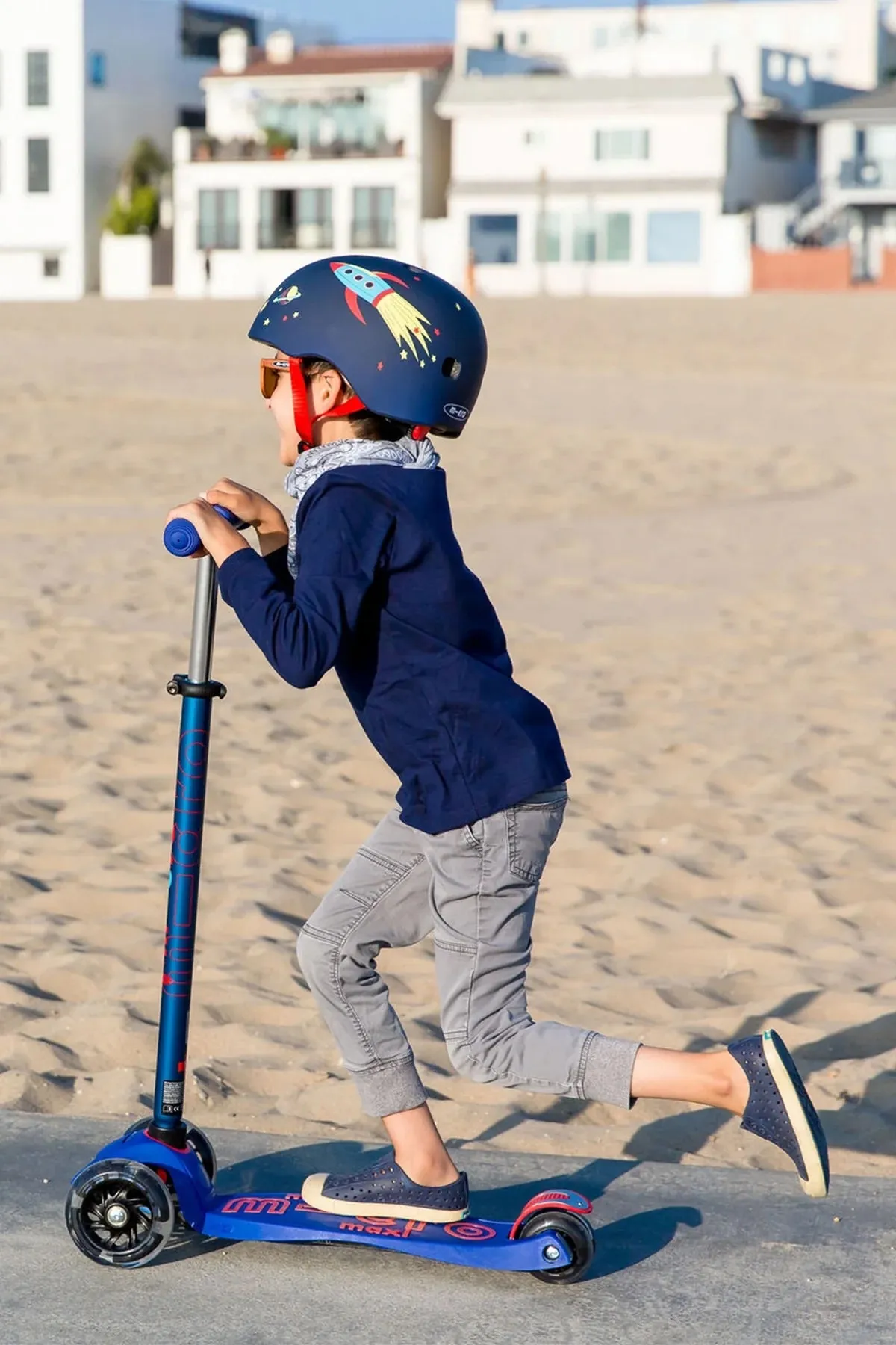 Micro MAXI LED Scooter