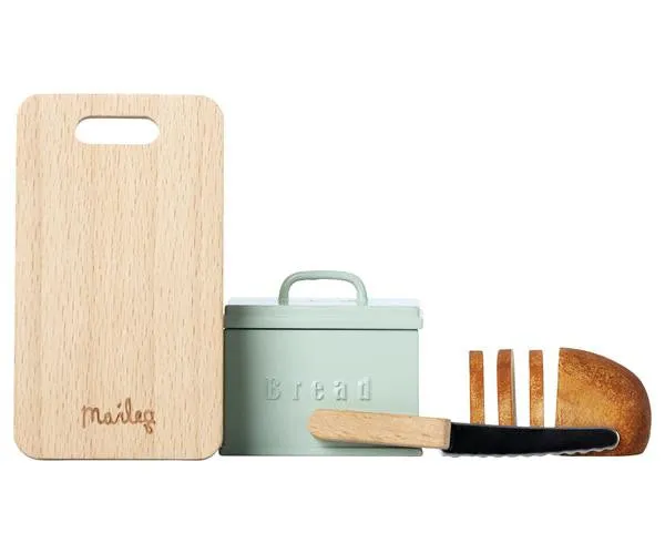 Miniature Bread Box W Cutting Board Knife